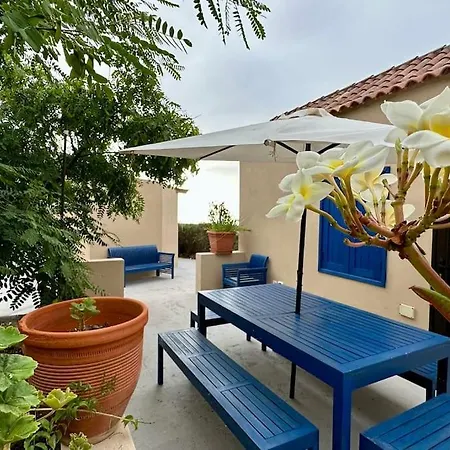 Peaceful Oasis With Magical Sea Views And A Pool 펜션 *
