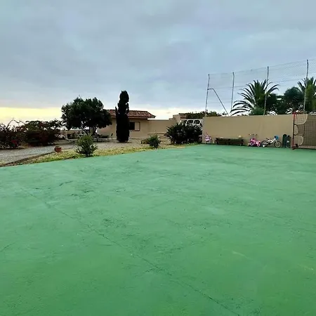 펜션 Peaceful Oasis With Magical Sea Views And A Pool